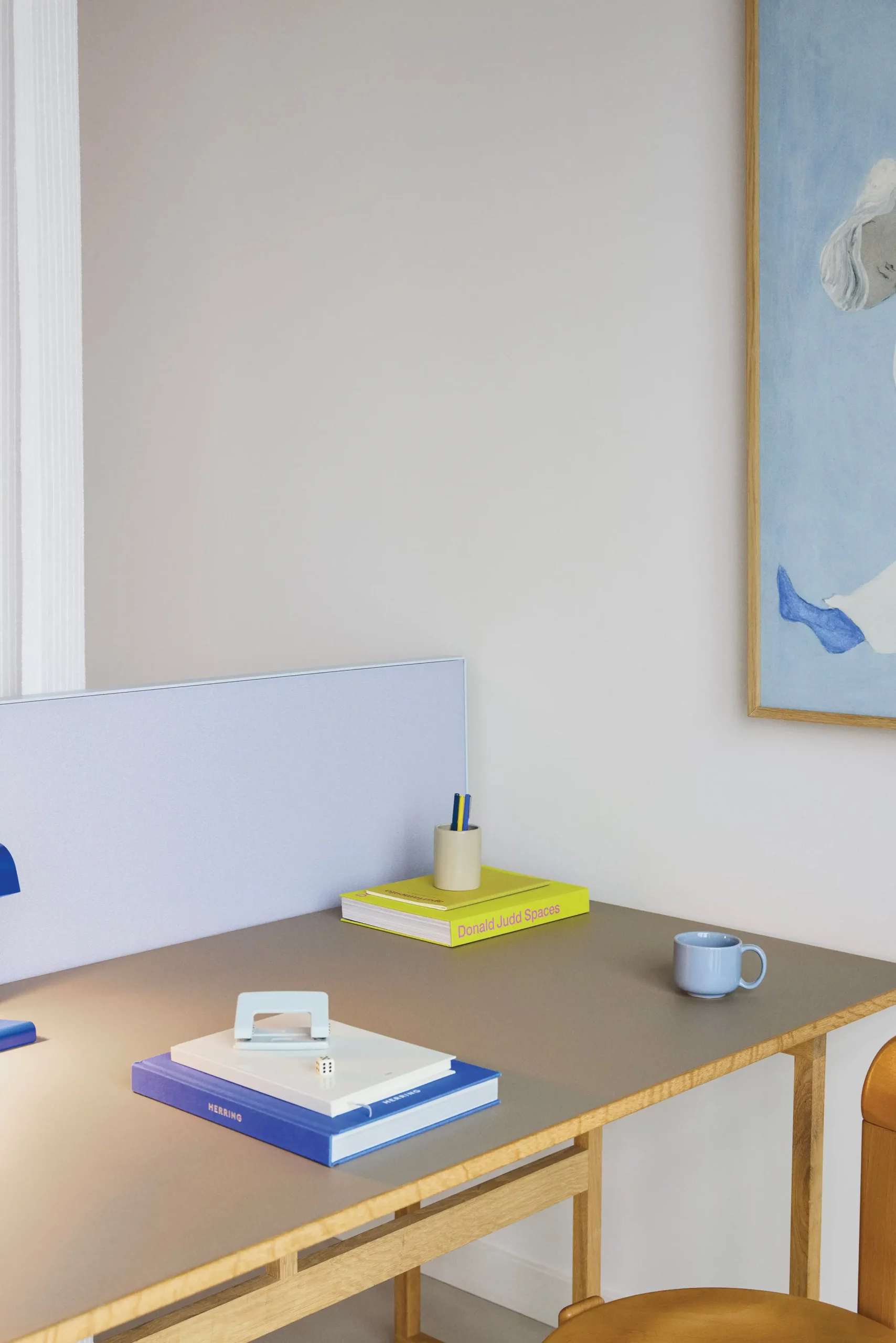 Supersonic-Desk-Screen-Akuart