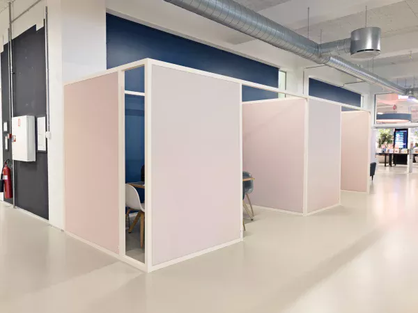 Akuart-In-Your-Room